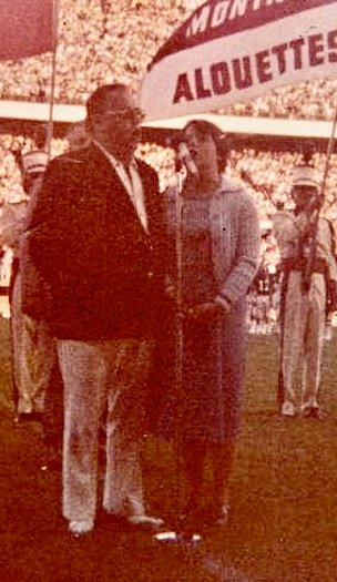 Dillon & Donna O'Connor National Anthem at Landsdowne Park