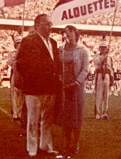 Dillon & Donna O'Connor National Anthem at Landsdowne Park