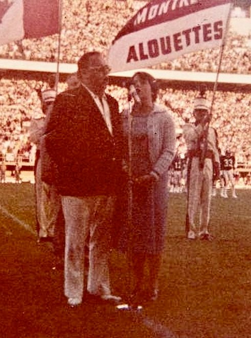 Dillon & Donna O'Connor National Anthem at Landsdowne Park